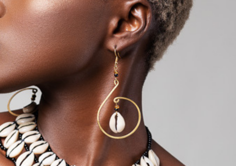 Mombasa Cowrie Shell Earrings - KENDI AMANI
